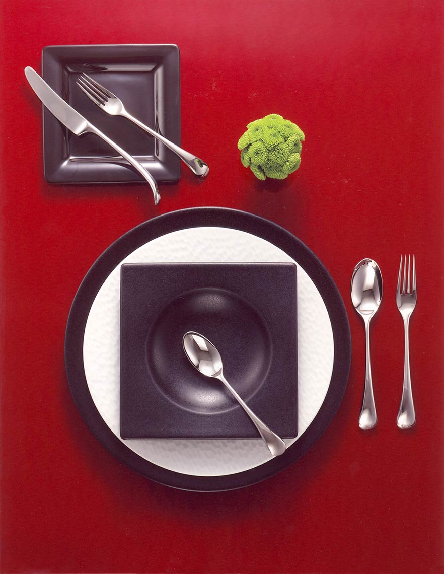 Red-background-black-plates